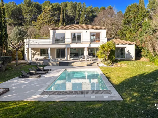 PARC CALIFORNIA - Villa T5 de 226 m2 - Terrain Piscine - Salle d 