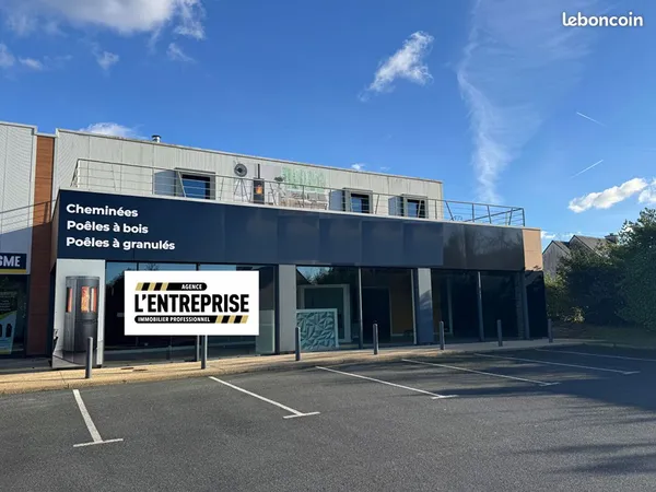 Local 330 m² QUIMPER 