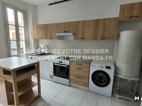 T2 meublé avec cour à Villejuif 