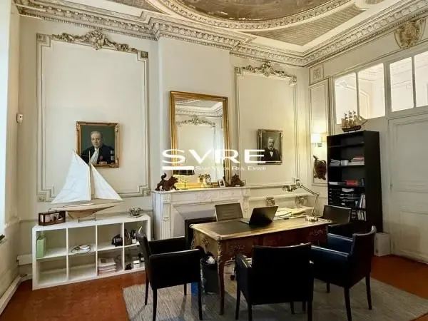 BUREAUX A LOUER 