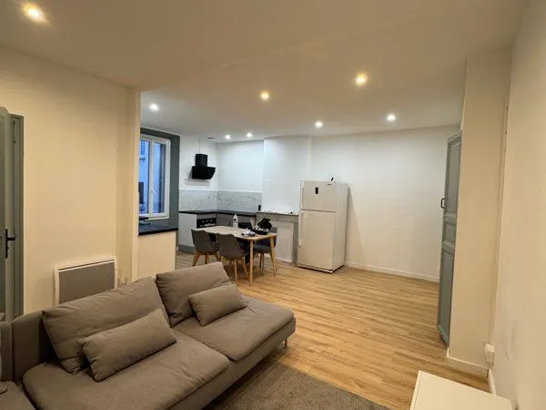Location appartement 45m2 - T2 - entièrement rénovée 