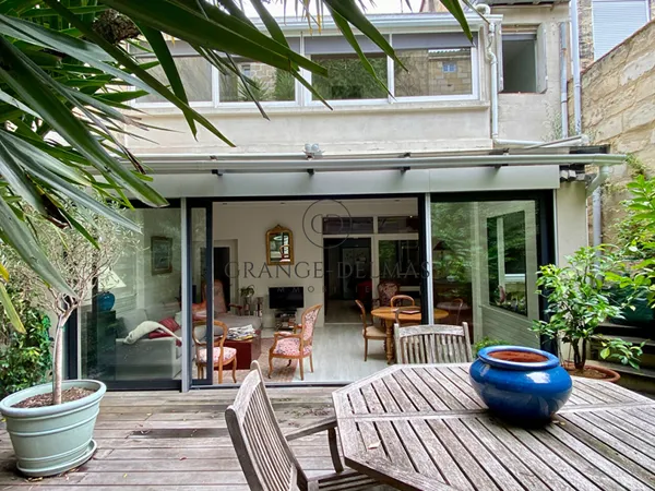 Maison en pierre avec jardin et garage - FONDAUDEGE 