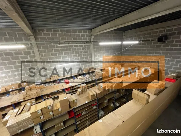 Local d'activité 630 m² 