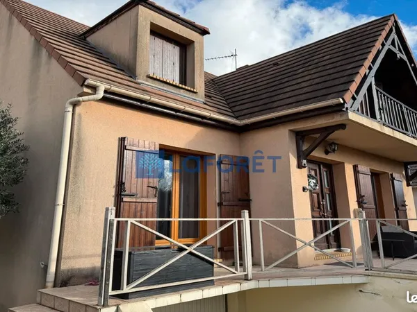 Appartement 5 pièces 111 m² 