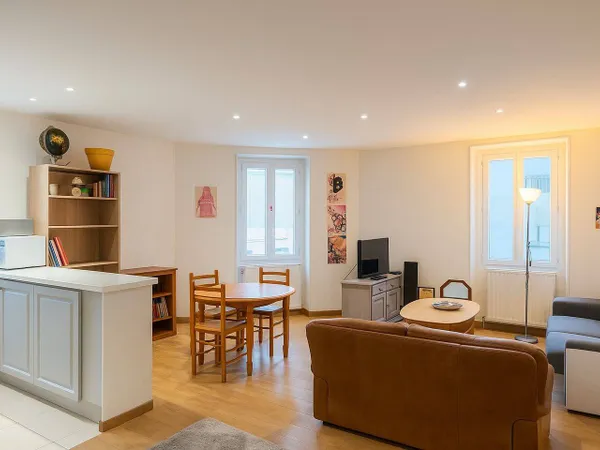 Appartement 3 pièces 61 m² 
