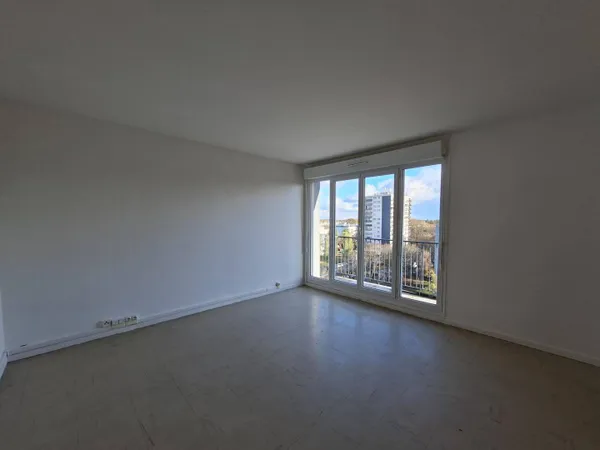 Appartement 4 pièces 79 m² 