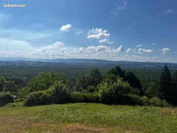 Terrain 1448 m² MONTFAUCON 