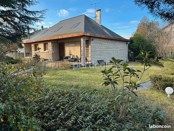 Maison 9 pièces 200 m² 