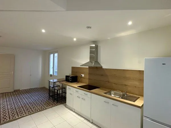 Grand T2 60 m2 - Centre ville Agde 