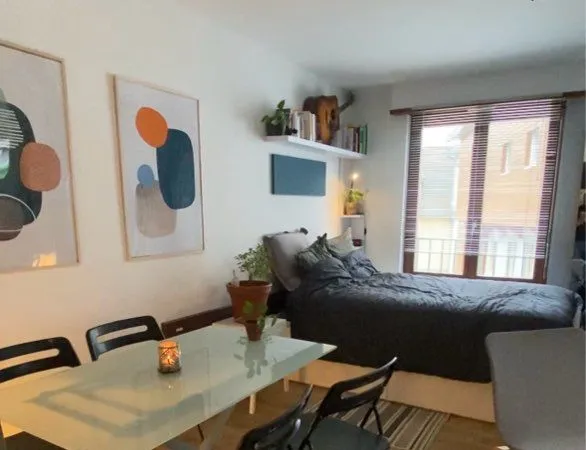 Loue studio meublé 
