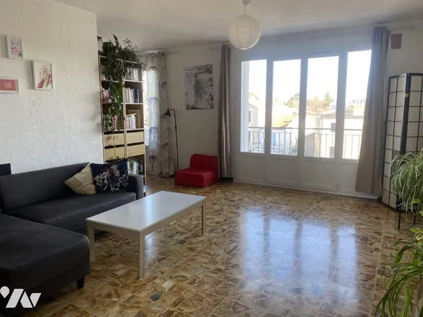 Appartement 4 pièces 79 m² 