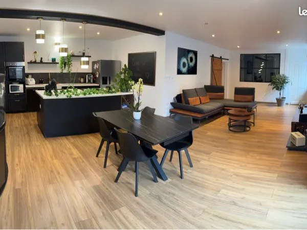 Appartement 171m2 Saint Marcellin en forez 
