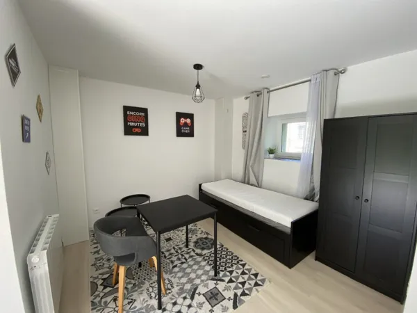 Studio 1 pièce 21 m² 