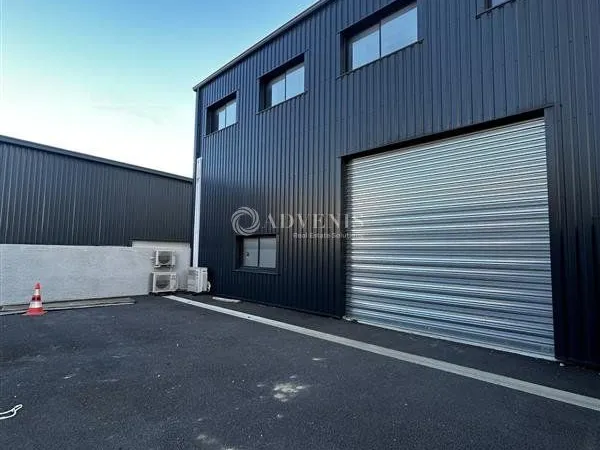 Local bureaux 250 m² 