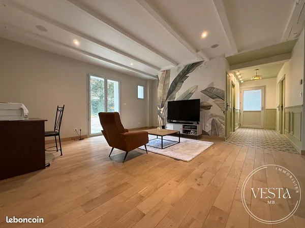 Maison 5 pièces 121 m² 