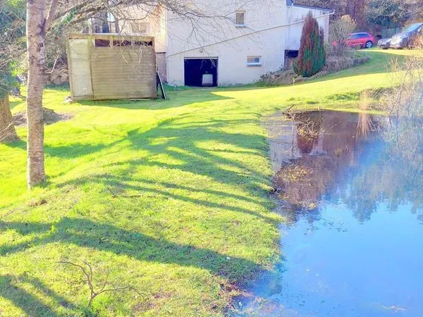 Propriété 4 pièces 122 m² 