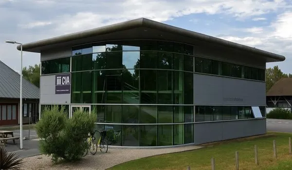 Bureau 400 m² 
