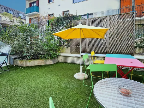 A toute proximité du métro Marcel Sembat, à louer, bureaux avec terrasses 