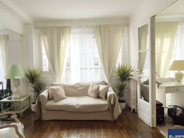 Appartement 5 pièces 84 m² 