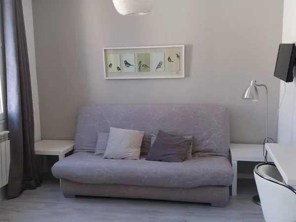 Avignon Studio étudiant intra-muros Quartier des Carmes 