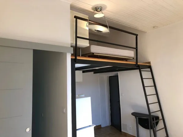 Appartement 1 pièce 17 m² 
