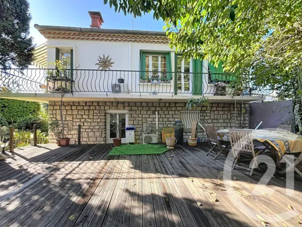 Maison 8 pièces 184 m² 