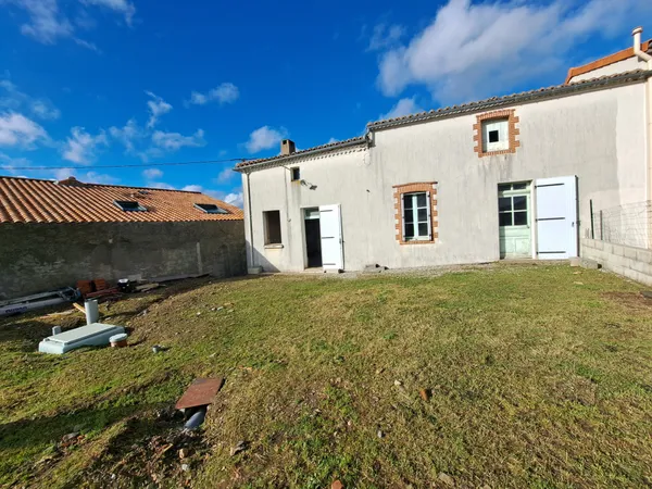 Maison à rénover 130 m2 - La Regrippière 