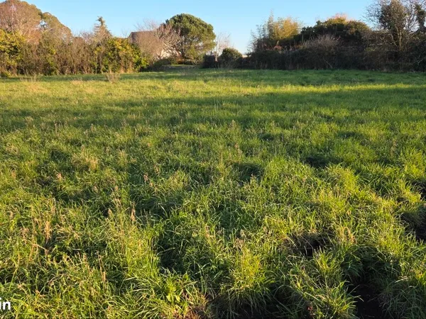 Terrain 989m² Treffiagat 