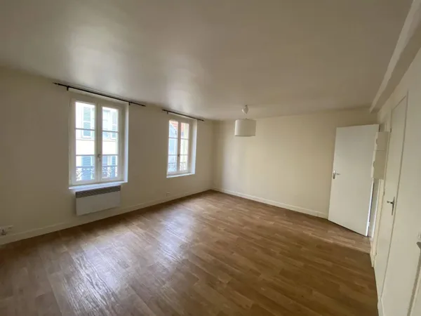 Appartement 1 pièce 27 m² 