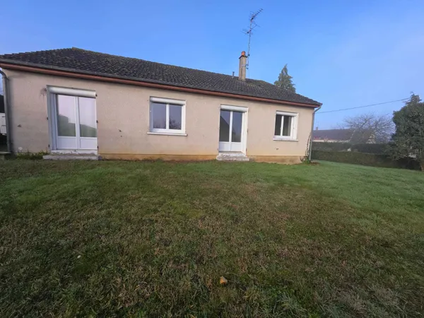 Pavillon de plain-pied, 3 chambres, garage et jardin 