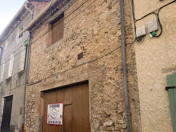 Parking 130 m² 
