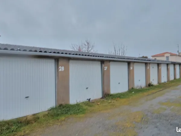Parking/box NANTES 