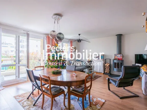 Appartement 6 pièces 113 m² 