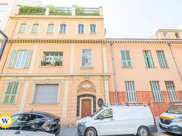 Studio 1 pièce 15 m² 