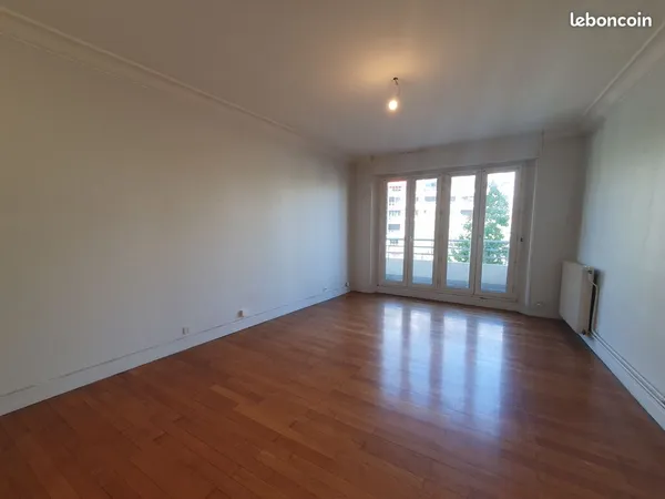 Appartement 1 pièce 49 m² 