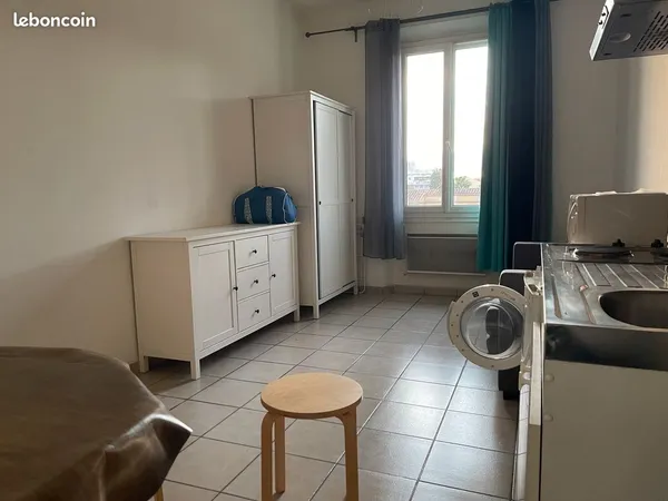 Studio meuble toulon 
