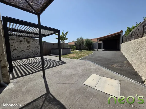 Maison 12 pièces 263 m² 