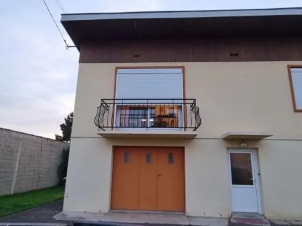 Maison de ville de 7 pièces principales 