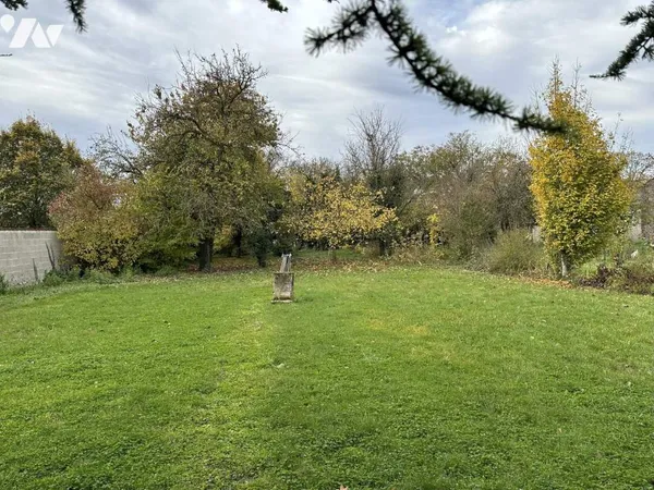 Terrain 806 m² 