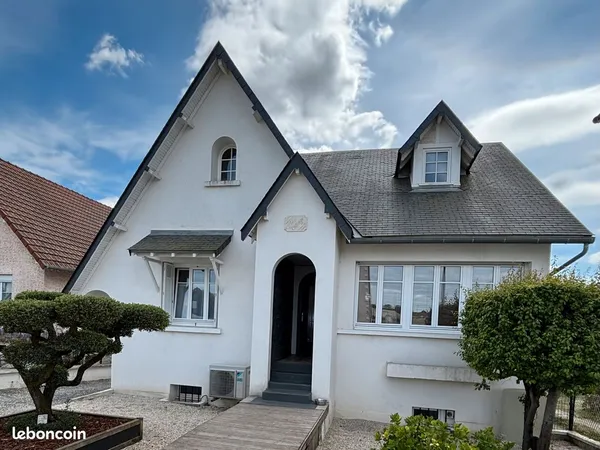 Maison à vendre gare de Surgères 