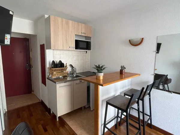Superbe Studio meublé - Faubourg de l'arche 