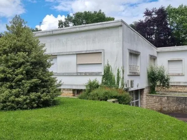 Maison 10 pièces 203 m² 