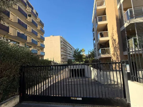 Parking 4 m² 