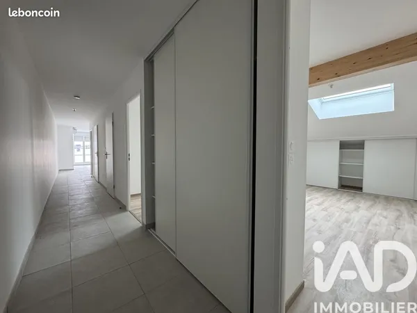 Appartement 4 pièces 93 m² 