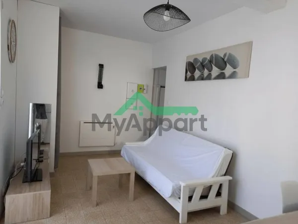Studio 1 pièce 20 m² 