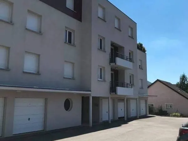 Appartement a louer baume les dames 