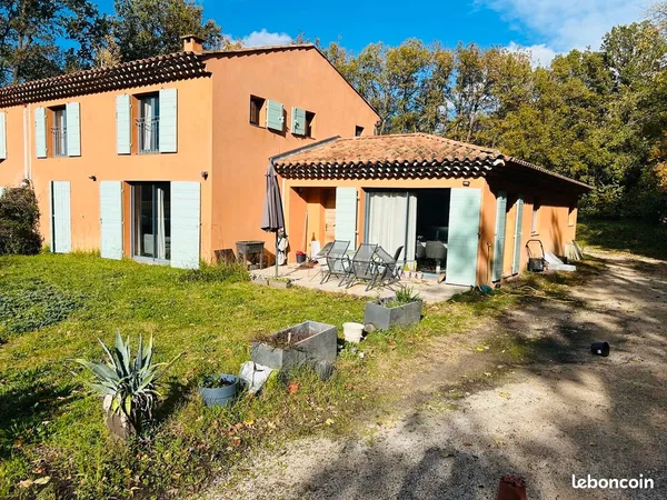 Maison meublée T4 à Louer Le Tholonet 