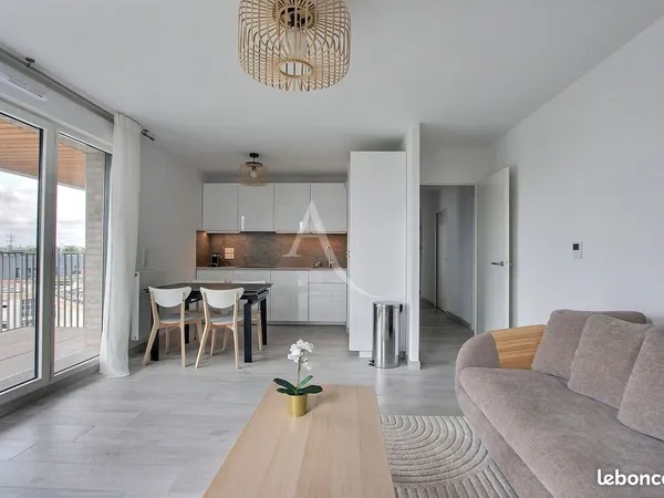 Appartement 4 pièces 77 m² 
