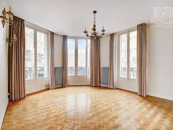 Appartement 4 pièces 81 m² 