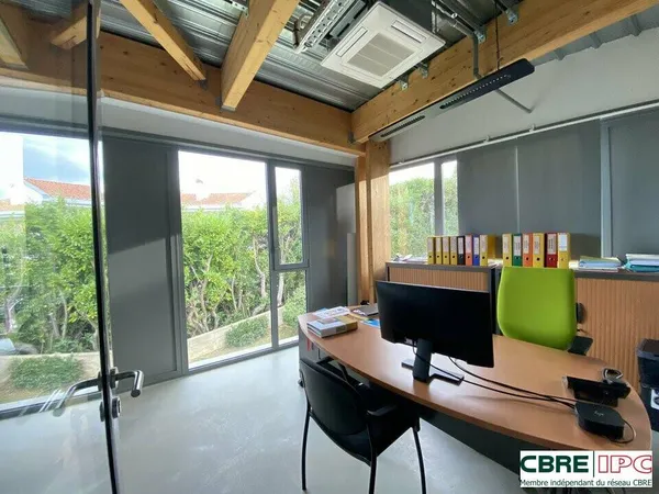 Bureaux 2 pièces 36 m² 